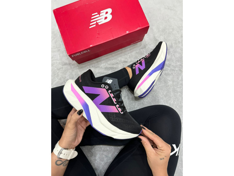 New Balance Elite
