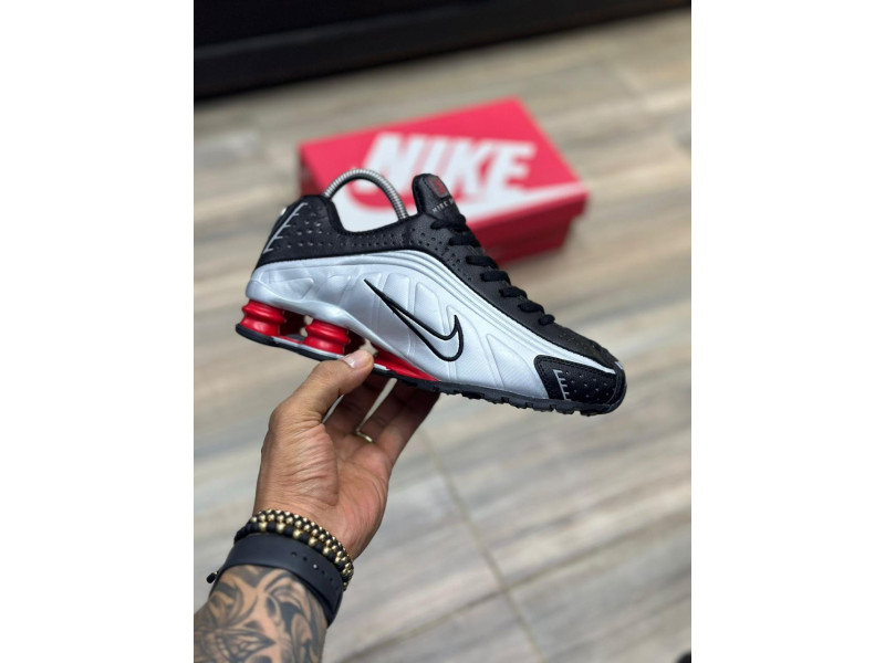 Nike Shox